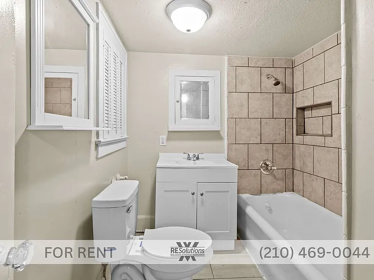 1618 W Kings Hwy #1620-1 — Photo 16
