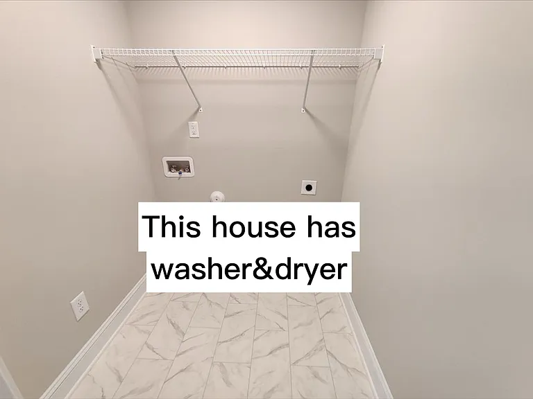 104 Wicklow Ct — Photo 16