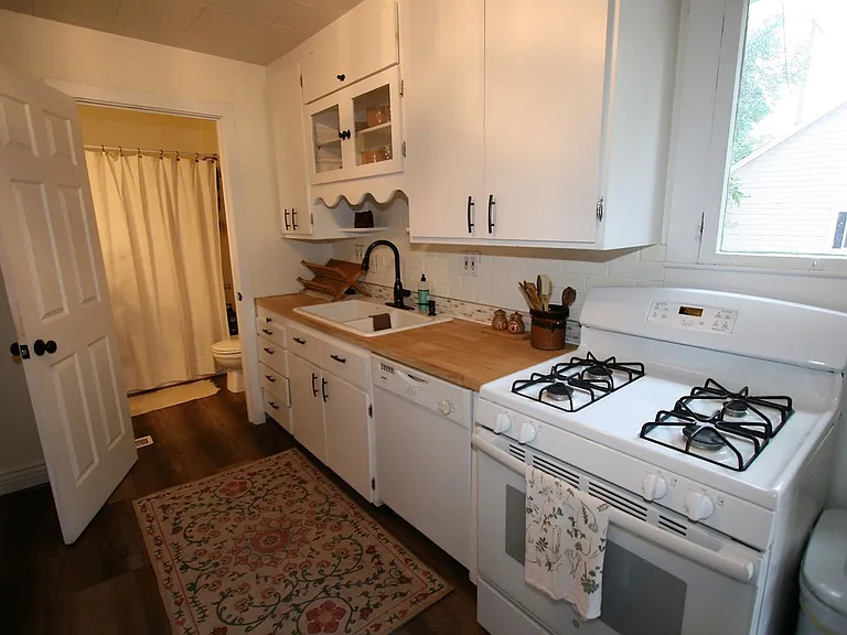1704 W Vermijo Ave — Photo 6