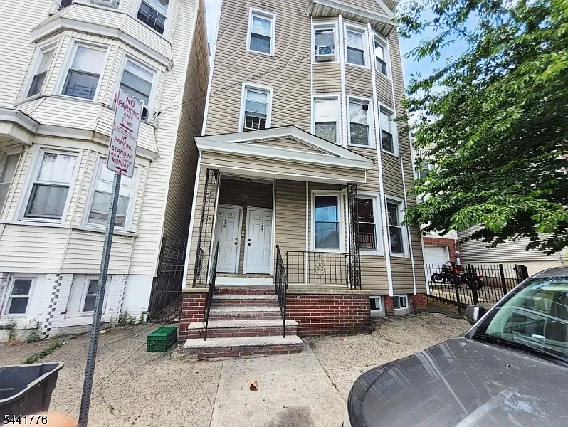 45 Winans Ave #1