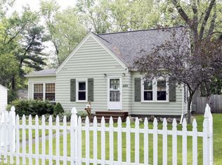 1620 Upland Dr, Kalamazoo, MI 49048