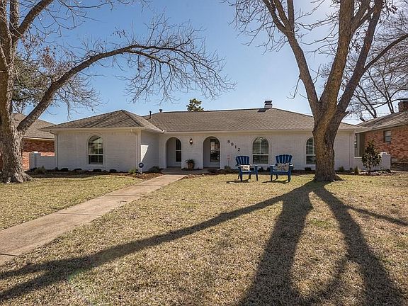 2nd image of 8812 Echo Valley Dr