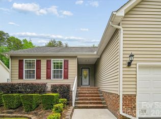 1120 Warpers Ln, Fort Mill, SC 29715