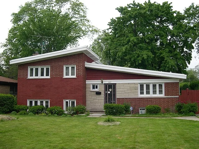 441 Beverly Dr photo 1