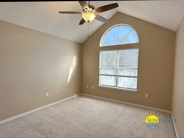 7223 Crown Ct — Photo 13