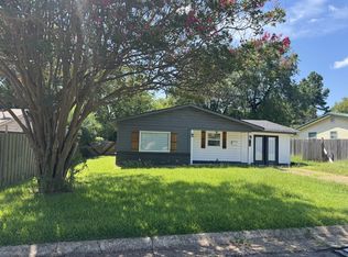 264 28th St SW, Paris, TX 75460