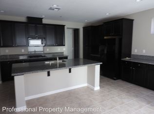 2136 Capri Dr, Roseville, CA 95661