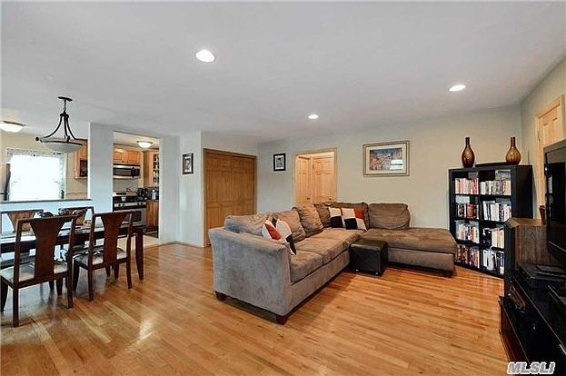 2nd image of 135 224th St