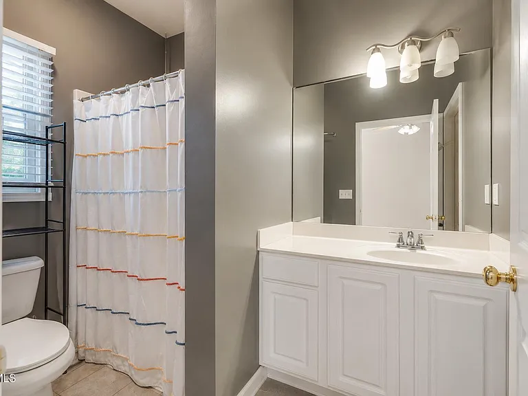 28 Cherokee Ridge Ct — Photo 15