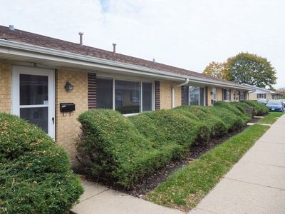 835 Valley Stream Dr #17C, Wheeling, IL, 60090