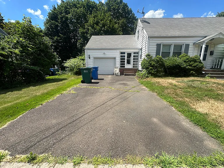 Battis Rd — Photo 12
