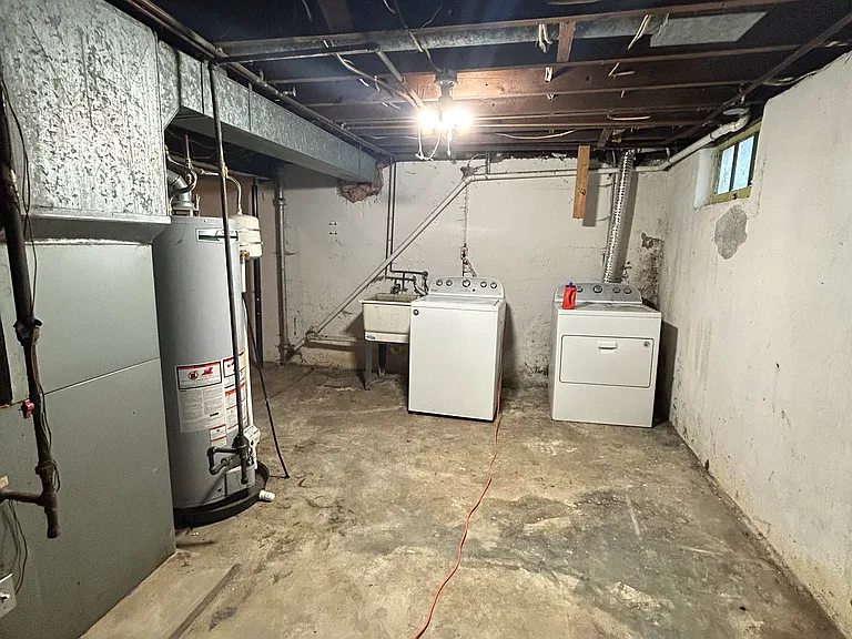 439 S G St — Photo 10