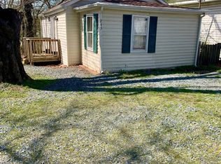 243 Cambridge St, Fredericksburg, VA 22405