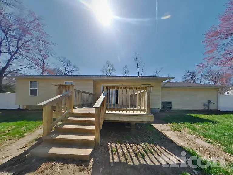 11480 Horseshoe Trl — Photo 18