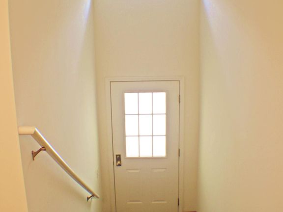 Brittanys Townhomes & Apartmets Enternce