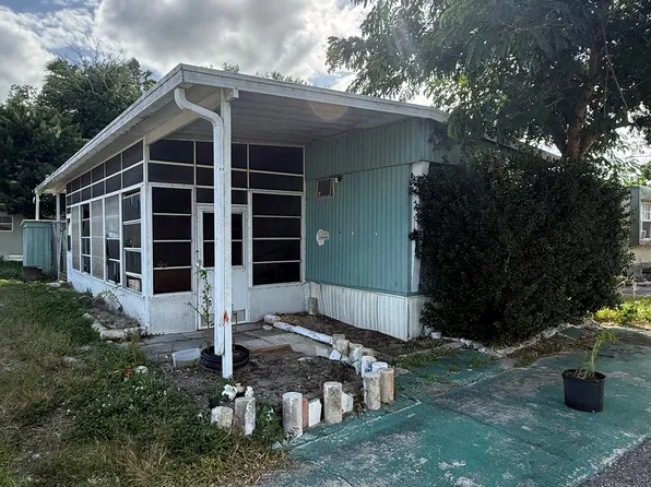 920 Boardwalk Ln, Cocoa, FL