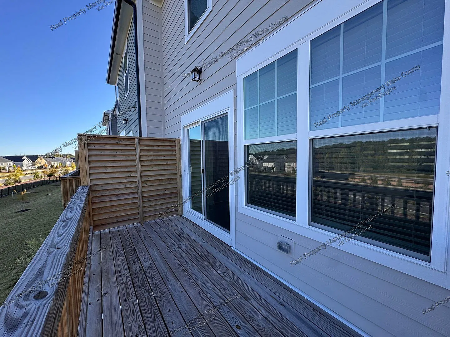 4 bed, 3.5 bath, 2227 sqft, $2,500 — Photo 4