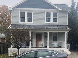 558 N Norwood St, Arlington, VA 22203