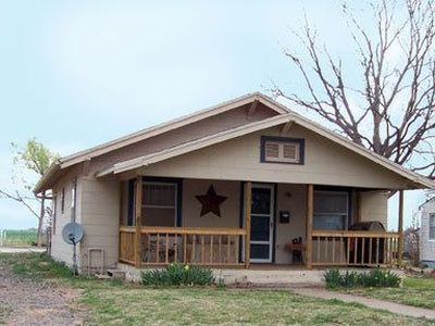 521 W Main St, Cherokee, OK, 73728