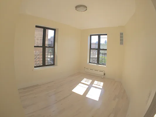 Rented by Newcastle Realty Services | media 16