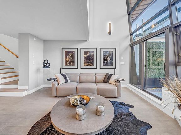 4th image of 1688 Robson St #Penthouse 5