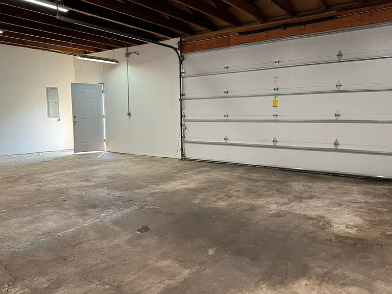 510 NE 80th Ave — Photo 37