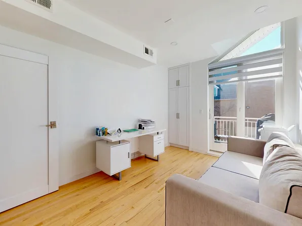 1940 Bergen Avenue image 25 of 42