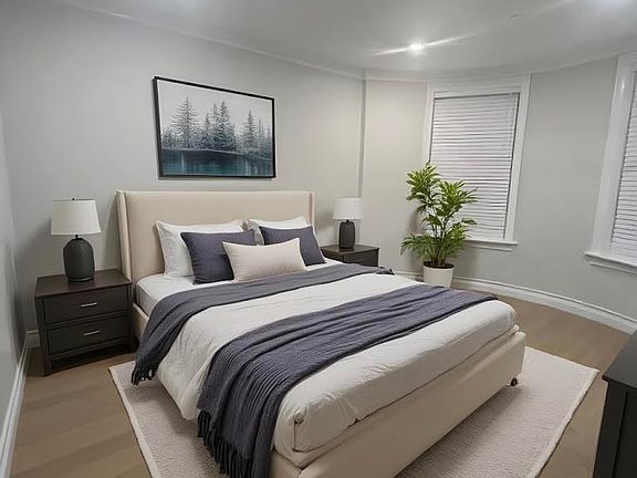 3rd image of 19 Mount Hood Rd APT 3