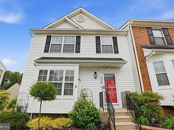 2nd image of 3456 Silverton Ln