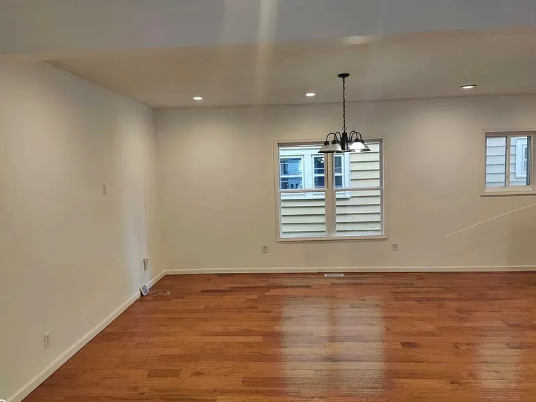 3629 Birchwood Ave — Photo 2