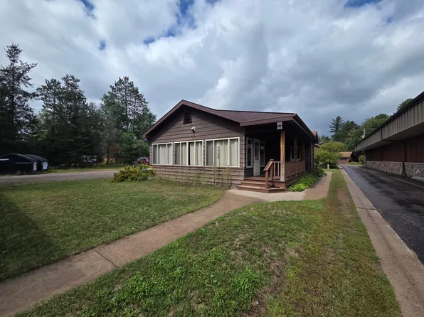 4184 Oak St, Land O Lakes, WI 54540