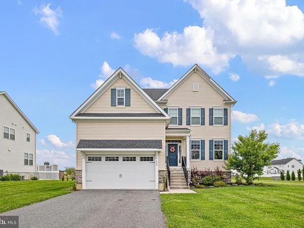 406 Timothy Ln, Bear, DE 19701