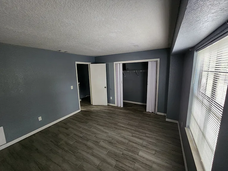 2602 Brigadoon Dr — Photo 12