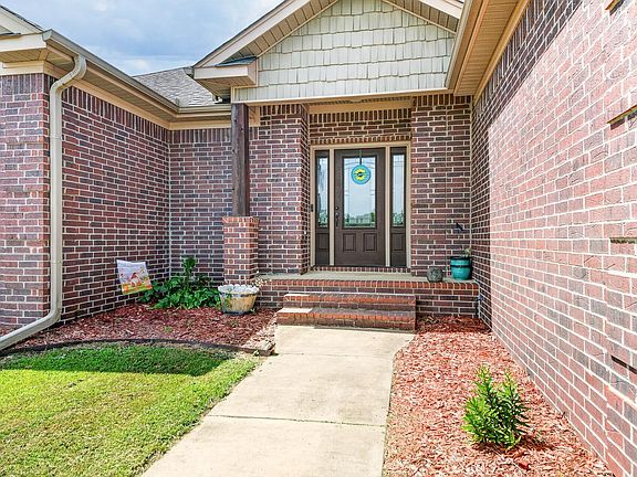 4th image of 203 Creek View Dr