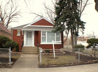 8900 S Dorchester Ave, Chicago, IL 60619