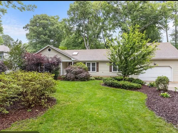 3448 Green Pine Ln, Virginia Beach, VA 23452
