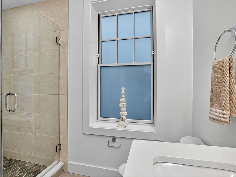1746 Lanier Pl NW #A — Photo 7