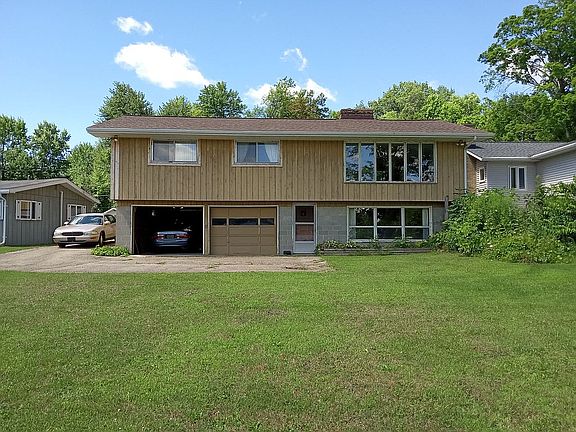 2nd image of 4466 S Sherman Ave