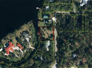540 Captain Hendry Dr, Labelle, FL 33935