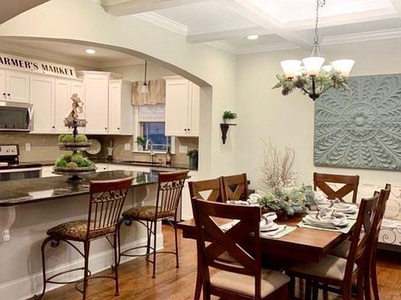 Dining Room View from Back 
