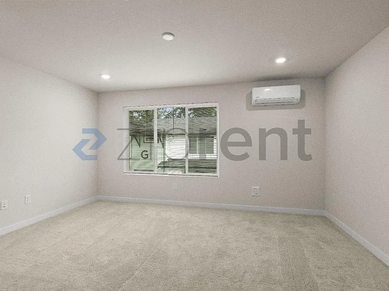 626 164th St SW #H4 — Photo 14