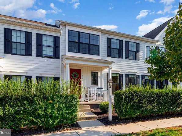 213 Hoke Farm Way, Mechanicsburg, PA 17050