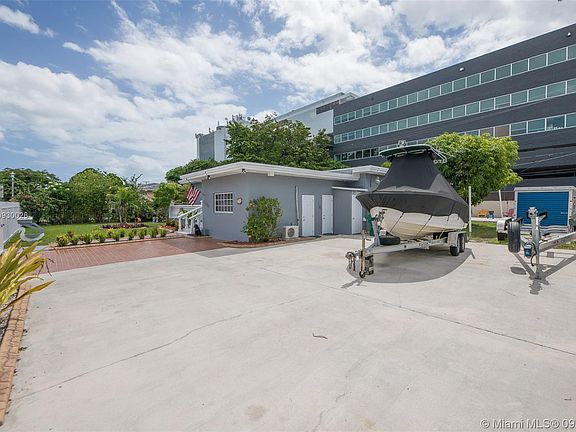 4th image of 2150 SW 21st Ter #2150