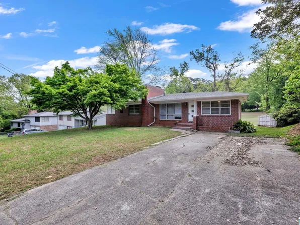 15 Mont Camille, Anniston, AL 36207