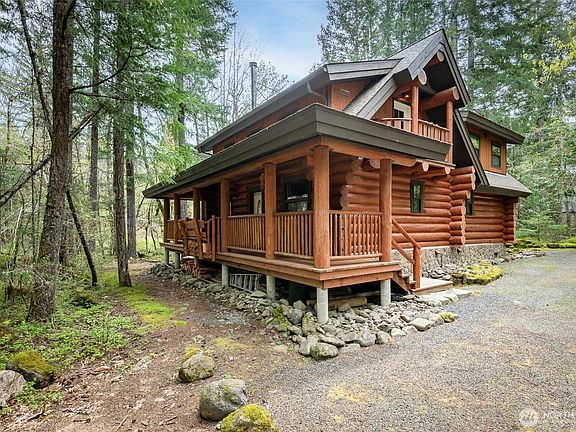 5th image of 107 Goat Rocks Drive