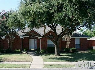 7502 Lagoon Dr, Rowlett, TX 75088