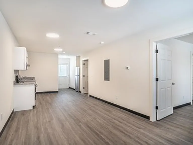 8411 State Highway 204 — Photo 14