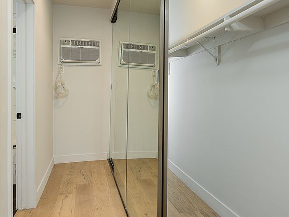 4th image of 11680 Ohio Ave APT 201