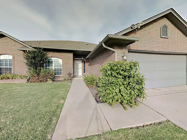 17309 N Platinum Ln, Edmond, OK 73012