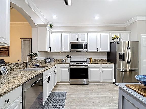 3rd image of 9723 Heatherstone Lake CT #5